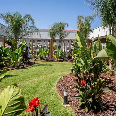 Valtur Il Cormorano & منتجع جريسوليا