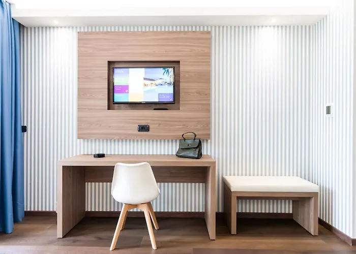 度假村 Valtur Il Cormorano & 4*