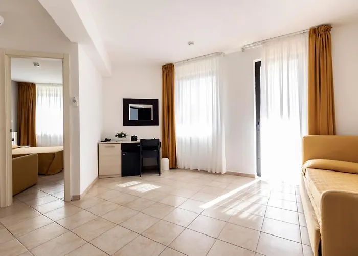 度假村 Valtur Il Cormorano & 4*