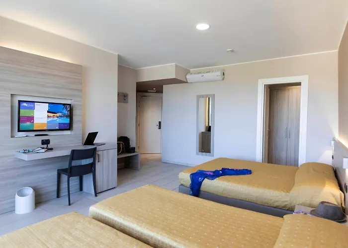 Valtur Il Cormorano & 4* 格里索利亚